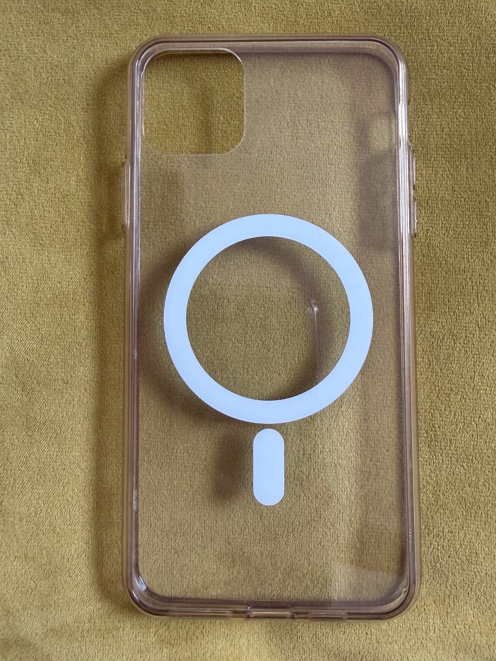 Apple iPhone 11 Pro Max Clear MagSafe-Compatible Case with White MagRing USED